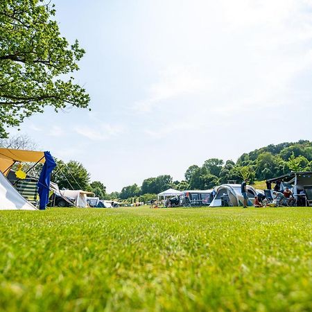 Vakantiepark Vinkenhof Schin op Geul Buitenkant foto