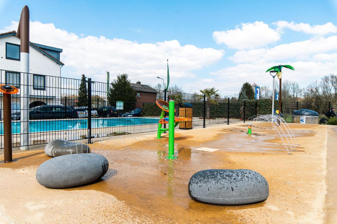 Vakantiepark Vinkenhof Schin op Geul Buitenkant foto