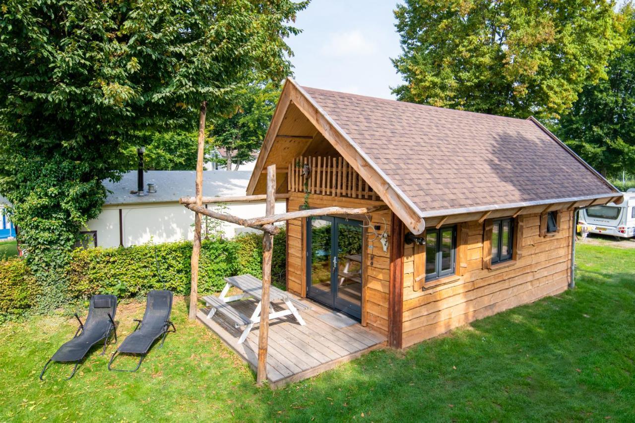 Vakantiepark Vinkenhof Schin op Geul Buitenkant foto